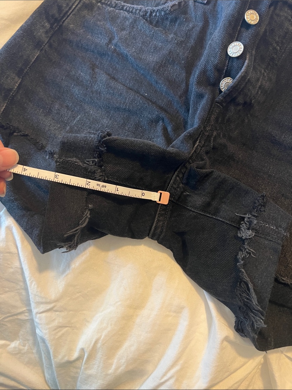Agolde Black High-Rise Button-Front Denim Shorts Parker Long - Picture 6 of 6